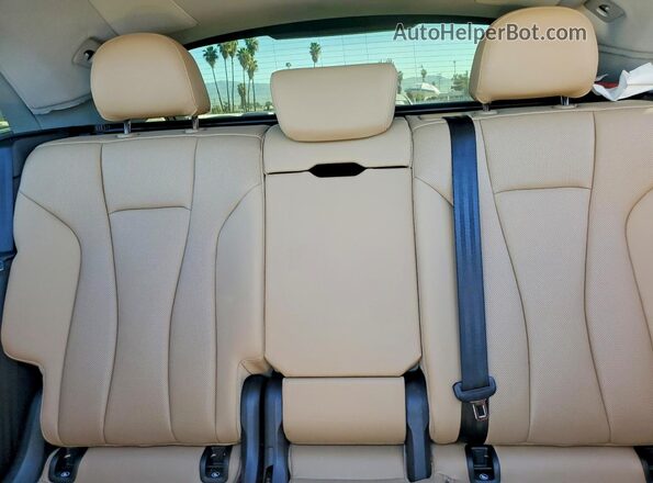 WA1BVAF10LD021910 2020 AUDI Q8 White Вид задніх сидінь
