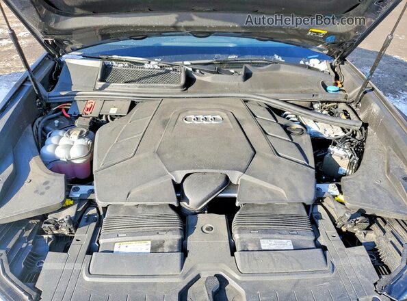 WA1BVAF12MD017875 2021 AUDI Q8 Gray Շարժիչի բաժամունքի տեսք