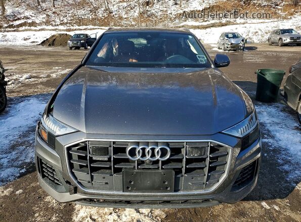WA1BVAF12MD017875 2021 AUDI Q8 Gray Դիմացի տեսք