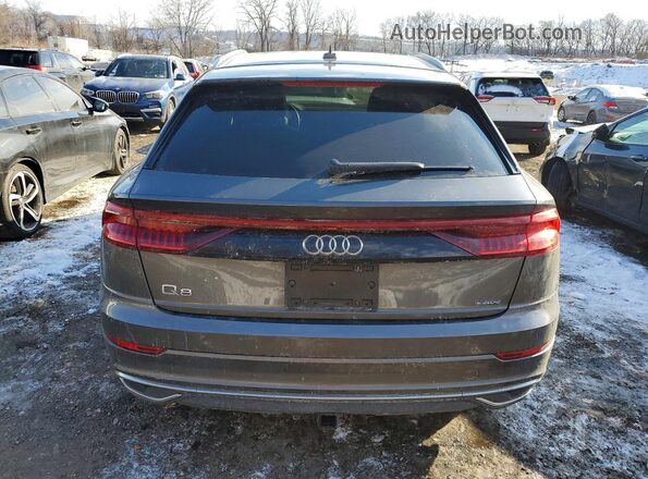 WA1BVAF12MD017875 2021 AUDI Q8 Gray Հետևի տեսք