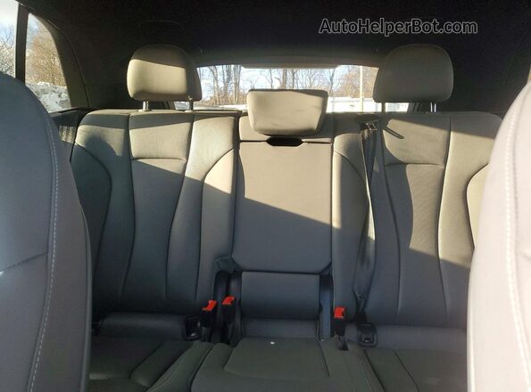 WA1BVAF18KD040977 2019 AUDI Q8 Gray 