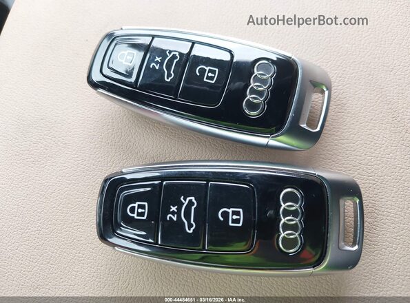 WA1BVBF19SD008030 2025 AUDI Q8 Black Առջևի վահանակի տեսք