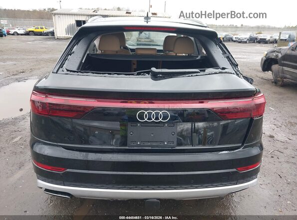 WA1BVBF19SD008030 2025 AUDI Q8 Black Սալոնի հետևի տեսք