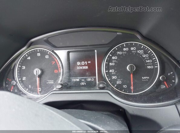 WA1C2AFP1HA078840 2017 AUDI Q5 White Widok tylnych siedzeń