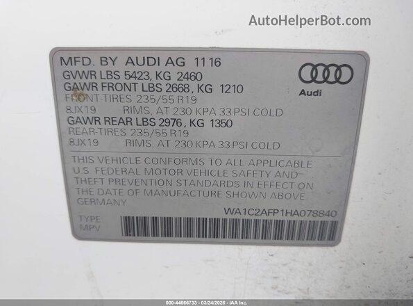 WA1C2AFP1HA078840 2017 AUDI Q5 White Widok komory silnika