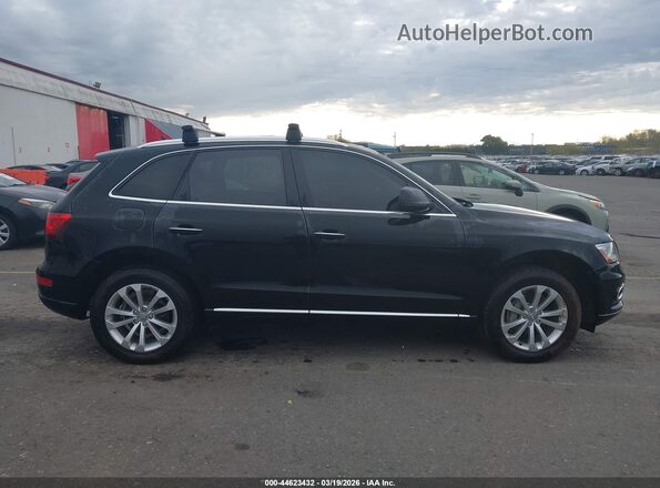 WA1C2AFP2GA039186 2016 AUDI Q5 Black Rear interior view