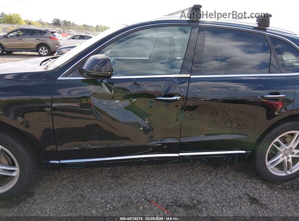 WA1C2AFP3HA088852 2017 AUDI Q5 Black Front view