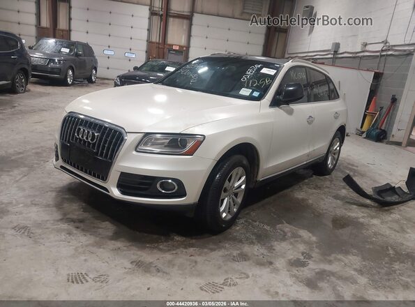 WA1C2AFP7HA021557 2017 AUDI Q5 White Front left