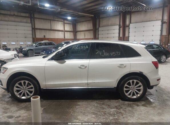 WA1C2AFP7HA021557 2017 AUDI Q5 White 
