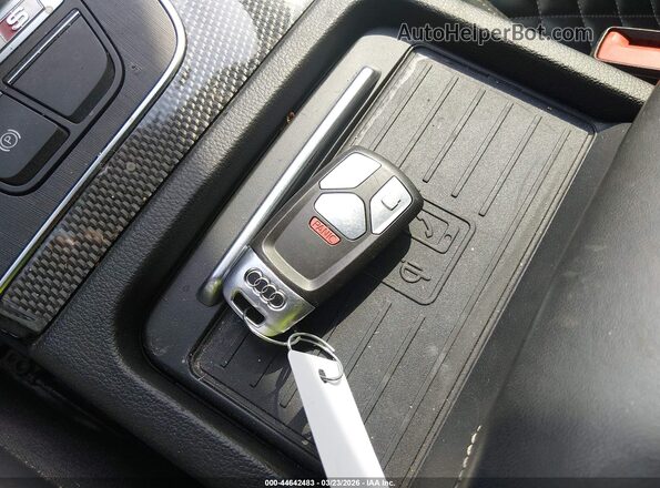 WA1C4AFY9K2083756 2019 AUDI SQ5 White Vista del salpicadero