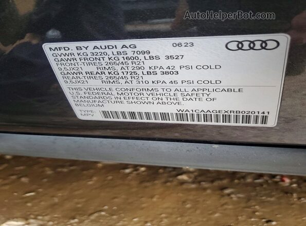 WA1CAAGEXRB020141 2024 AUDI Q8 Gray 