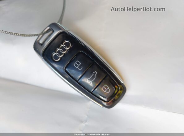 WA1CVAF10KD015009 2019 AUDI Q8 Black Dashboard view