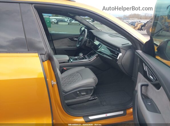 WA1CWBF13ND030174 2022 AUDI SQ8 Orange Front interior view