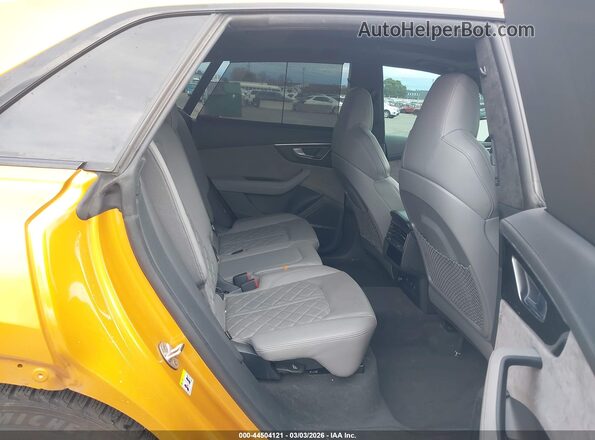 WA1CWBF13ND030174 2022 AUDI SQ8 Orange VIN sticker view