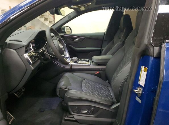 WA1CWBF1XSD010290 2025 AUDI SQ8 Blue Սալոնի դիմացի տեսք