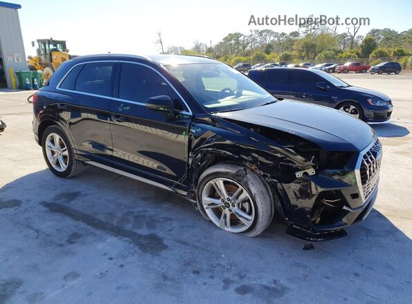 WA1DECF30M1020300 2021 AUDI Q3 Черный Передняя правая четверть