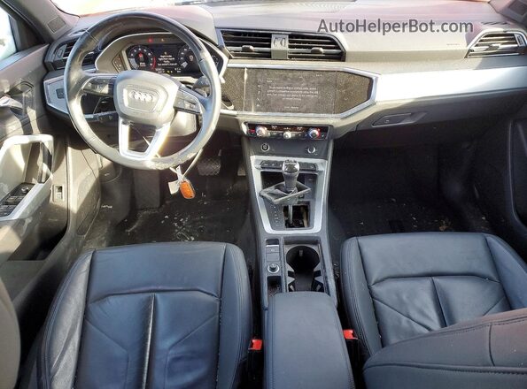 WA1DECF30M1020653 2021 AUDI Q3 Orange Dashboard view