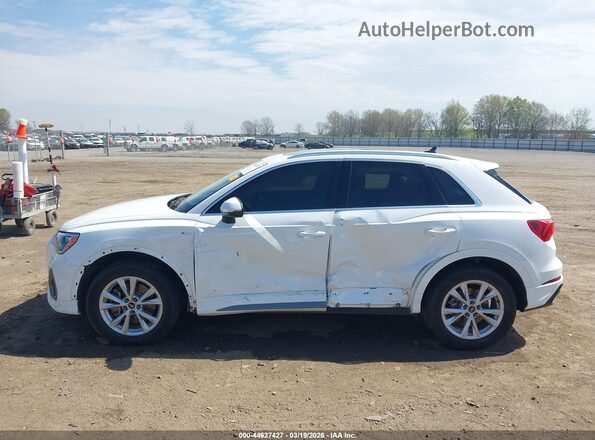 WA1DECF31N1005189 2022 AUDI Q3 White სალონის 360-გრადუსიანი ხედი
