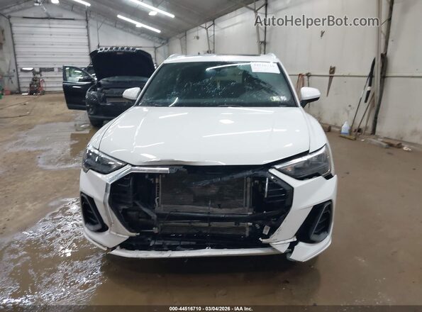 WA1DECF31N1127695 2022 AUDI Q3 White ხელსაწყოთა პანელის ხედი