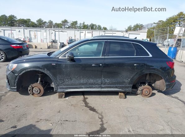WA1DECF33L1073166 2020 AUDI Q3 Black Widok wnętrza z tyłu