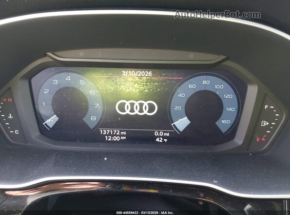 WA1DECF33L1073166 2020 AUDI Q3 Black Widok tylnych siedzeń