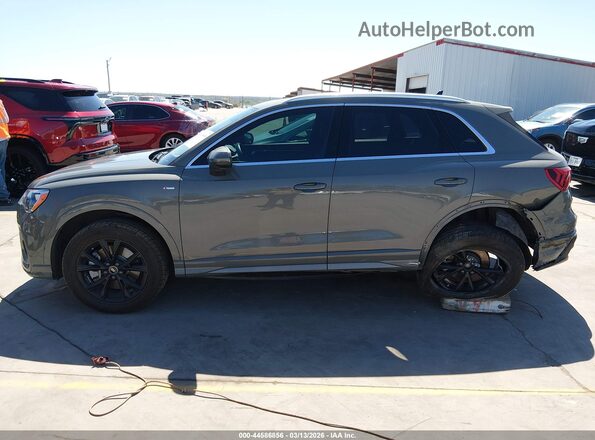 WA1DECF33N1072358 2022 AUDI Q3 Gray Սալոնի 360 աստիճան տեսք
