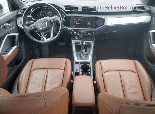 WA1DECF36M1012461 2021 AUDI Q3 Black Widok deski rozdzielczej