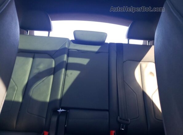 WA1DECF36P1106246 2023 AUDI Q3 White Հետևի նստատեղերի տեսք