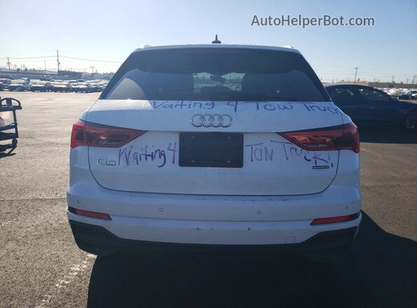 WA1DECF36P1106246 2023 AUDI Q3 White Հետևի տեսք