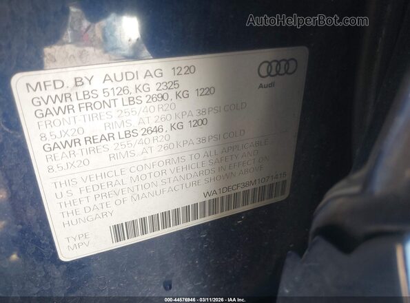 WA1DECF38M1071415 2021 AUDI Q3 Blue Շարժիչի բաժամունքի տեսք