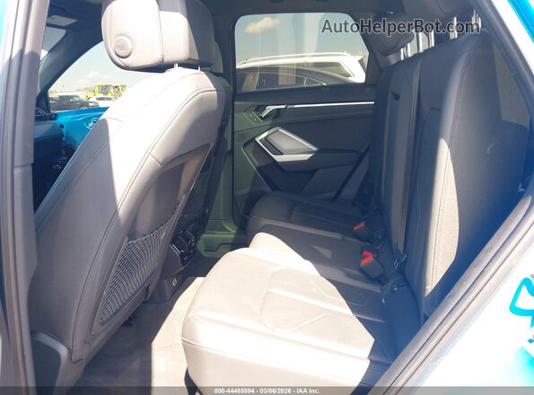 WA1DECF39P1139807 2023 AUDI Q3 Blue Vista de la etiqueta del VIN