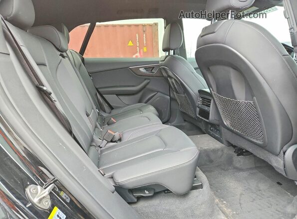 WA1DVBF13ND014869 2022 AUDI Q8 Черный Вид задней части салона
