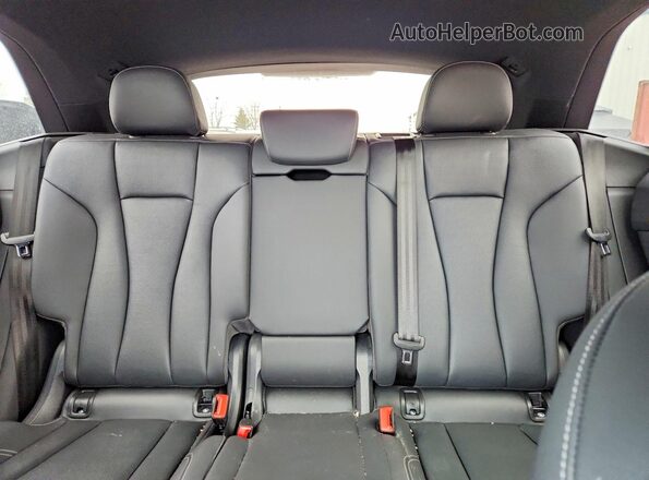 WA1DVBF13ND014869 2022 AUDI Q8 Черный Вид задних сидений