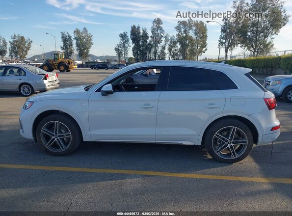 WA1E2AFYXM2043333 2021 AUDI Q5 White 