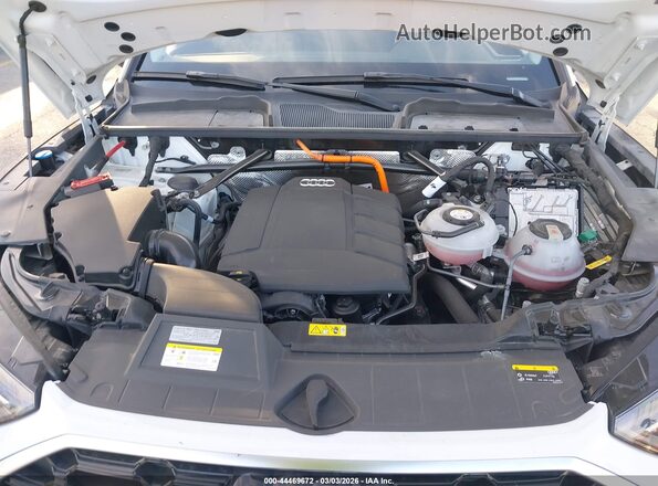 WA1E2AFYXM2043333 2021 AUDI Q5 White Vista trasera
