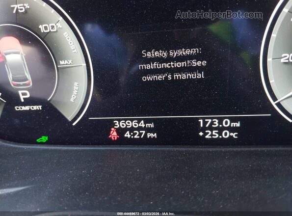 WA1E2AFYXM2043333 2021 AUDI Q5 White 