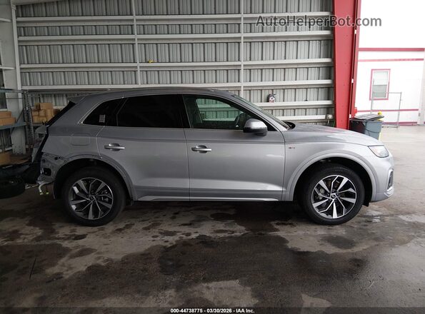 WA1EAAFY6P2114230 2023 AUDI Q5 Серебряный Панорамный вид салона 360°