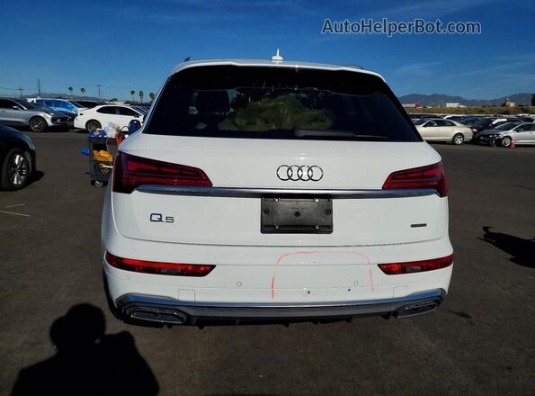 WA1EAAFY6R2080342 2024 AUDI Q5 White Rear view