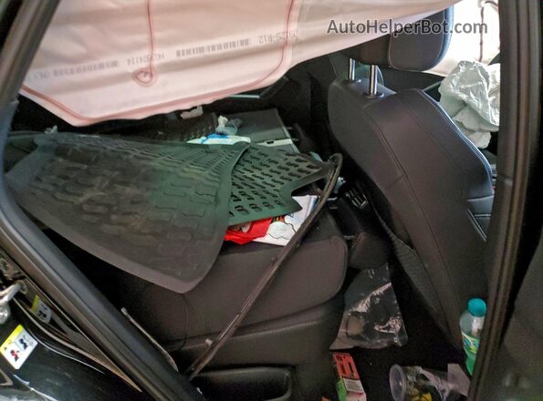 WA1EECF31R1122099 2024 AUDI Q3 Black Սալոնի հետևի տեսք