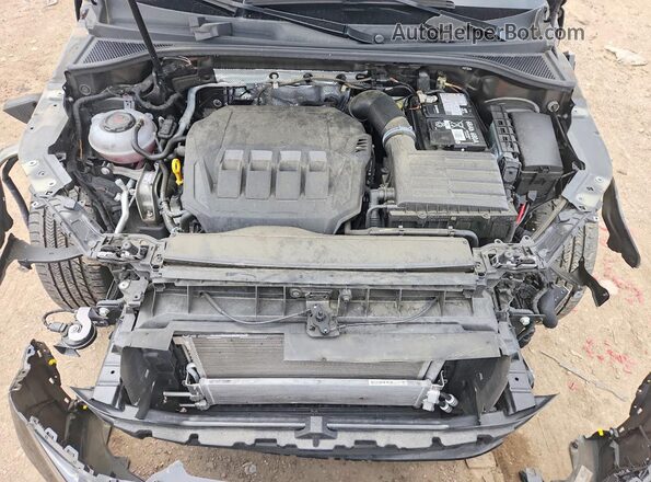 WA1EECF33R1025129 2024 AUDI Q3 Black Vista del compartimento del motor