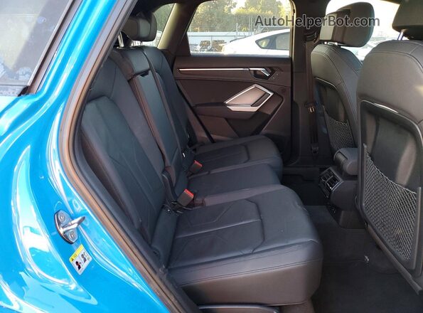 WA1EECF34K1066391 2019 AUDI Q3 Blue 