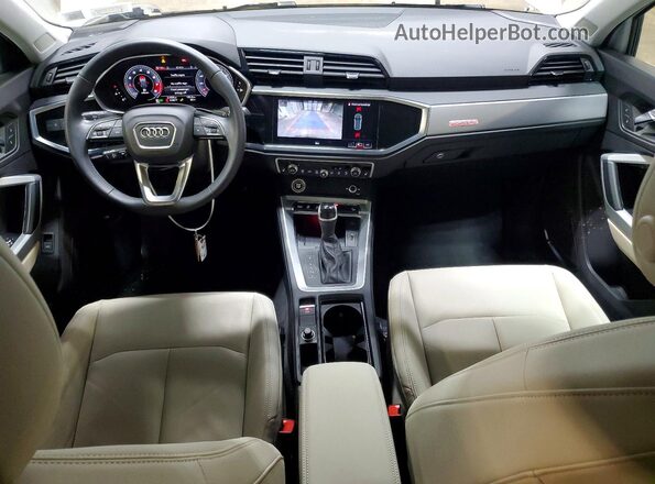 WA1EECF35M1052437 2021 AUDI Q3 White წინა პანელის ხედი