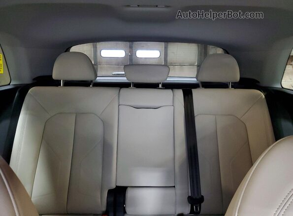 WA1EECF35M1052437 2021 AUDI Q3 White უკანა სავარძლების ხედი