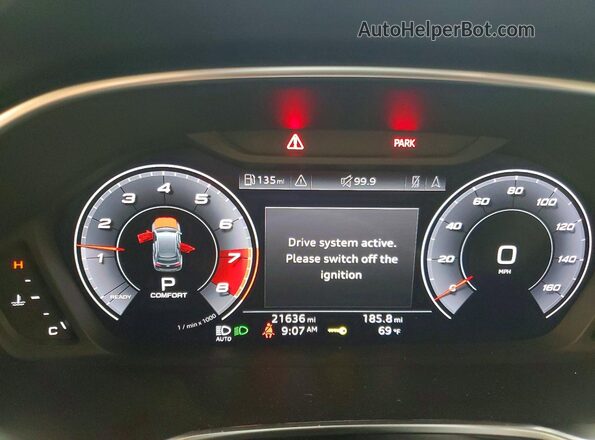 WA1EECF35M1052437 2021 AUDI Q3 White ხელსაწყოთა პანელის ხედი