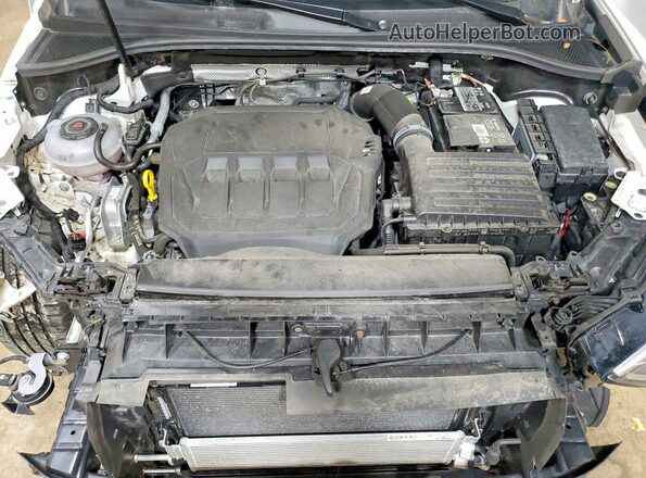 WA1EECF35M1052437 2021 AUDI Q3 White ძრავის განყოფილების ხედი