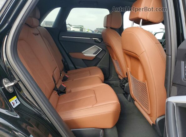 WA1EECF35S1025137 2025 AUDI Q3 Black 