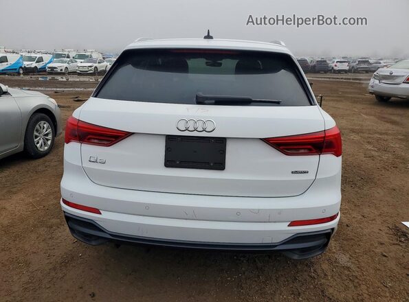 WA1EECF36L1081220 2020 AUDI Q3 White Widok z tyłu