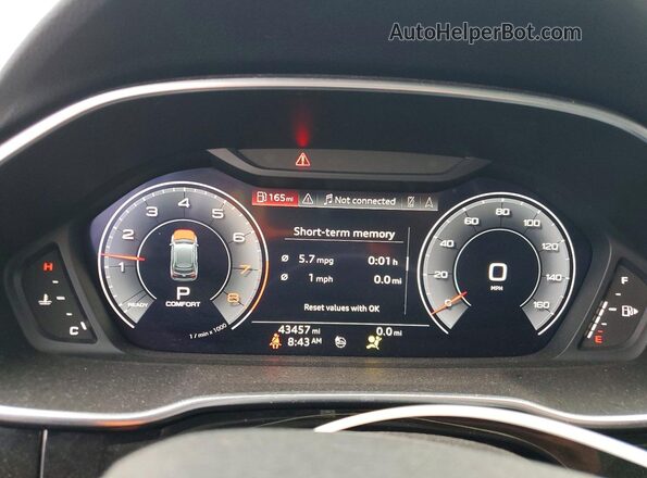 WA1EECF36L1081220 2020 AUDI Q3 White Widok zestawu wskaźników