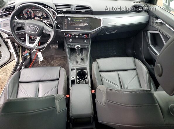 WA1EECF36L1081220 2020 AUDI Q3 White Widok deski rozdzielczej
