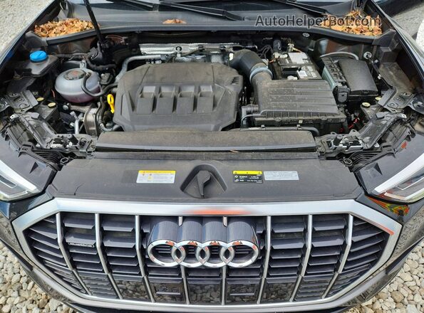WA1EECF36R1172285 2024 AUDI Q3 Black 